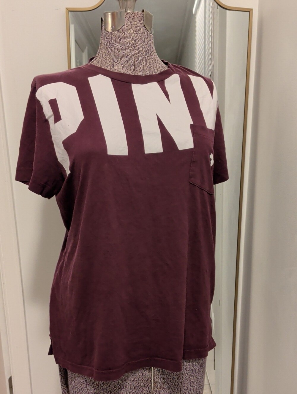 PINK Victoria's Secret Plum Short-Sleeve Logo Pocket Tee